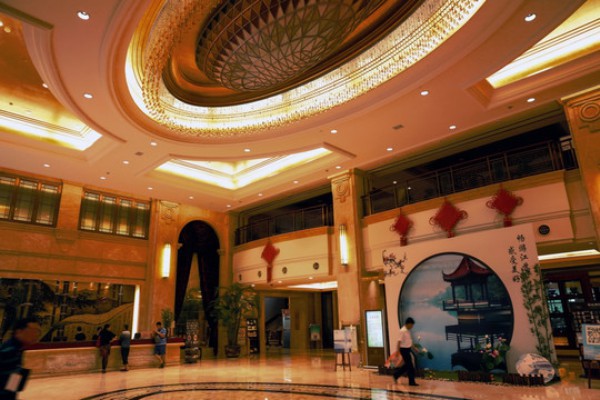 成都酒店桑拿推荐：尊享养生休闲时光(成都桑拿房品牌电话)